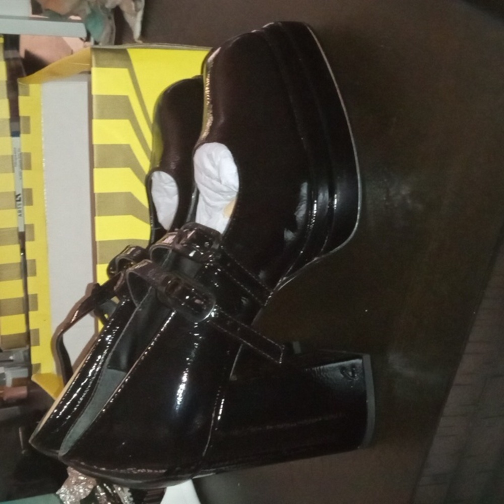 Brand New Never Worn Sam Edelman Pepper Mary Jane Circus NY Platform Pumps